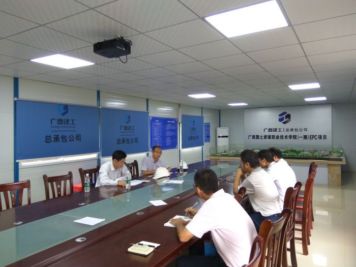 聚会现场图片.jpg