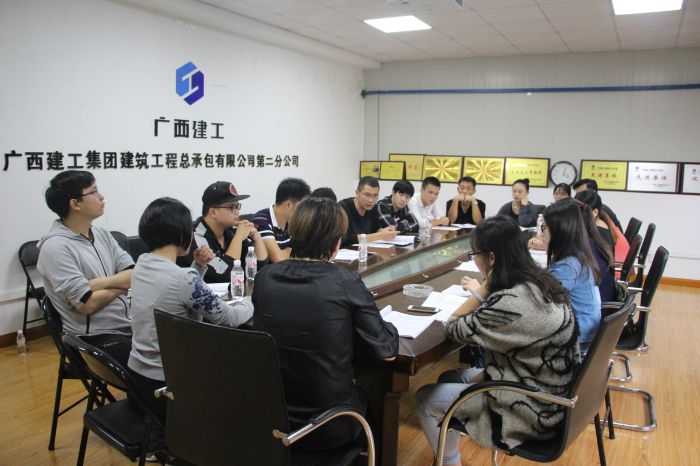 准备会举行中。。。。。王莹摄影。。。。。.jpg