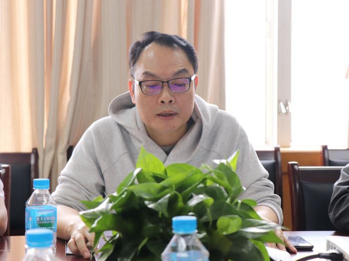 6周兴耀出席并讲话。。。。。谭倩文 摄_700x524.jpg