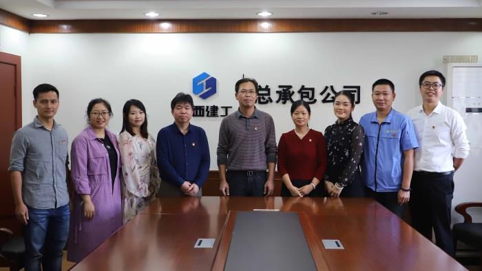 1.5合影留念。。。。。李立云 摄700.jpg