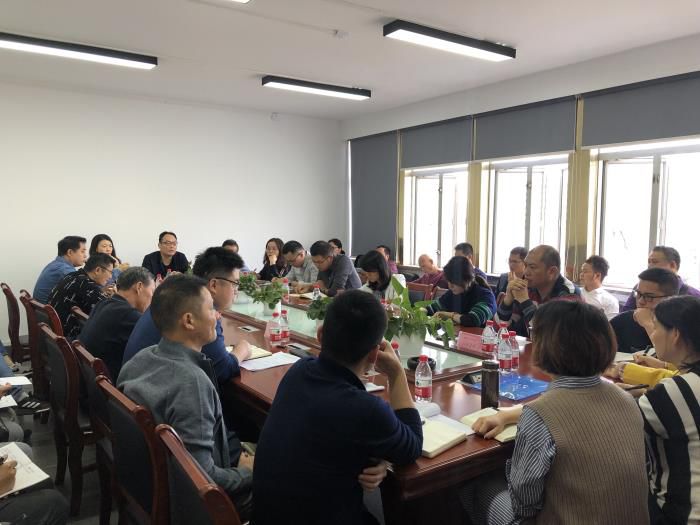 4.1聚会现场。。。。杨德辉 摄700.jpg