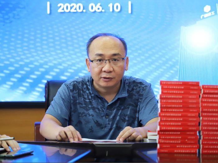 陆烜讲话。。。李立云 摄.JPG.jpg