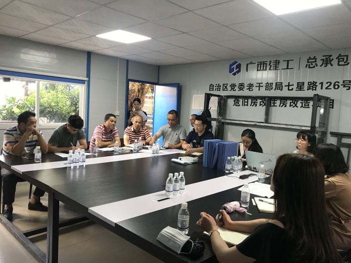 聚会现场。。。。何美标 摄.jpg