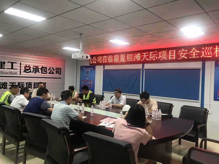 聚会现场。。。。郭雰摄.jpg