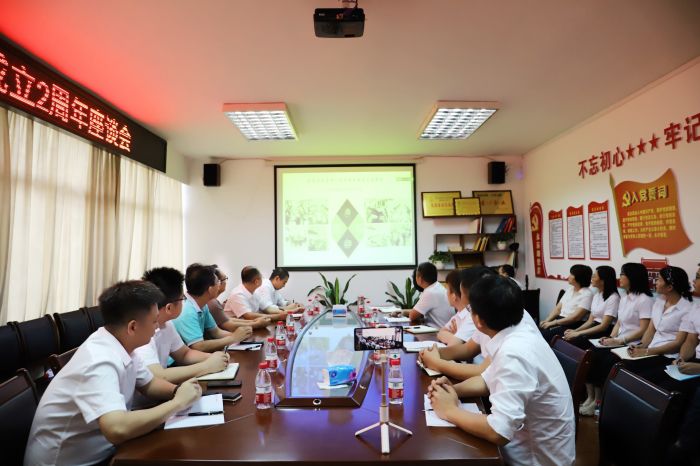 19聚会现场。。。。。杨钰 摄_副本.jpg