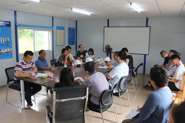 41聚会现场。。。张钊林 摄.jpg