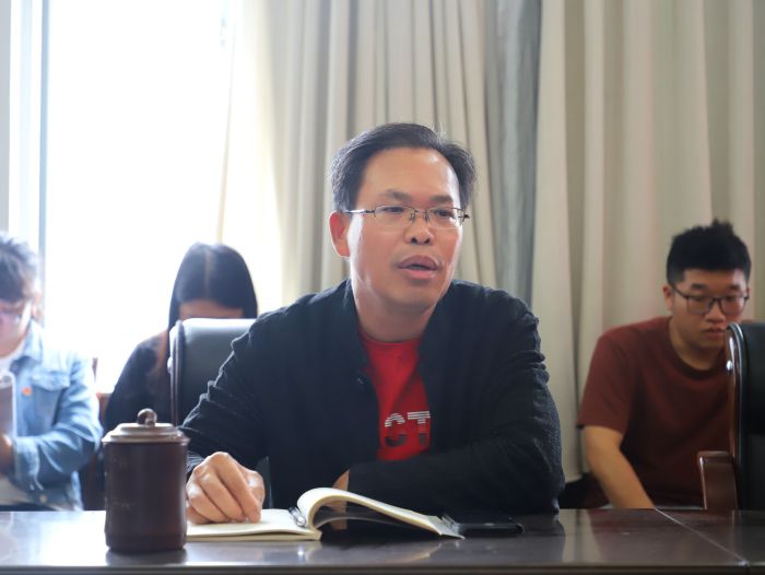 陈祖训作讲话。。。。。。谭龙 摄.jpg