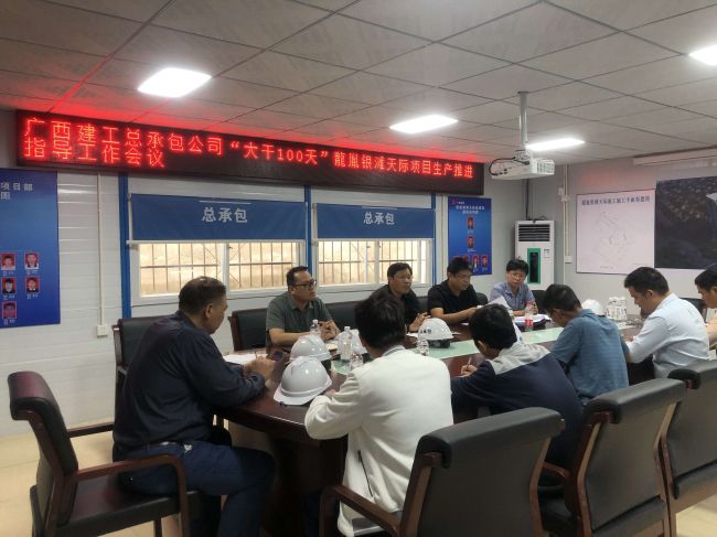 4聚会现场。。。。陆勤 摄.jpg