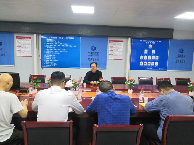聚会现场。。。。。。刘华 摄（修图）.jpg