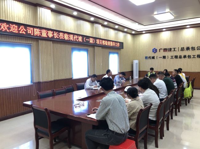 聚会现场。。。卢永宁 摄.jpg