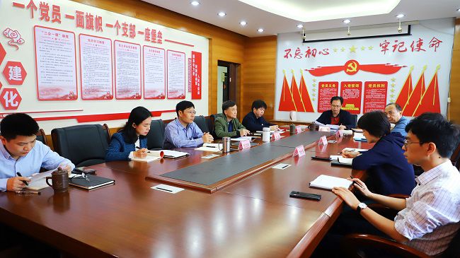 中心组第二次学习聚会现场。。。。。。李立云 摄（修图）.jpg