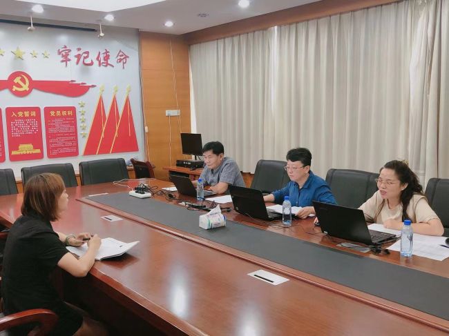 第一组答辩现场。。谭龙 摄.jpg