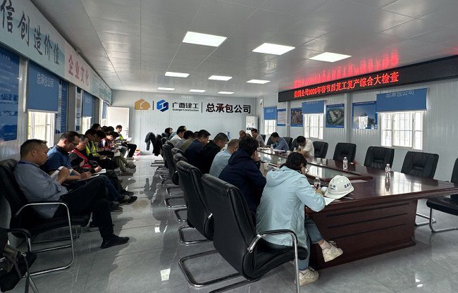 1774940928109210.jpg 聚会现场 修图.jpg
